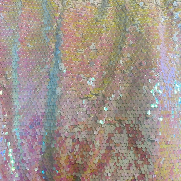 Forever 21 size small sequins tank - Picture 2 of 7